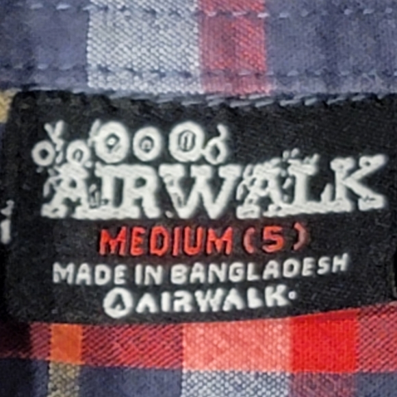 Boy's Airwalk short-sleeved button down - Picture 2 of 7